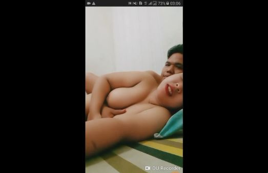 Pertunjukan langsung bercinta dengan pacar