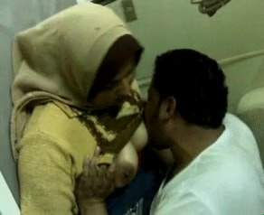 Bokep Terbaru Tante Hijab